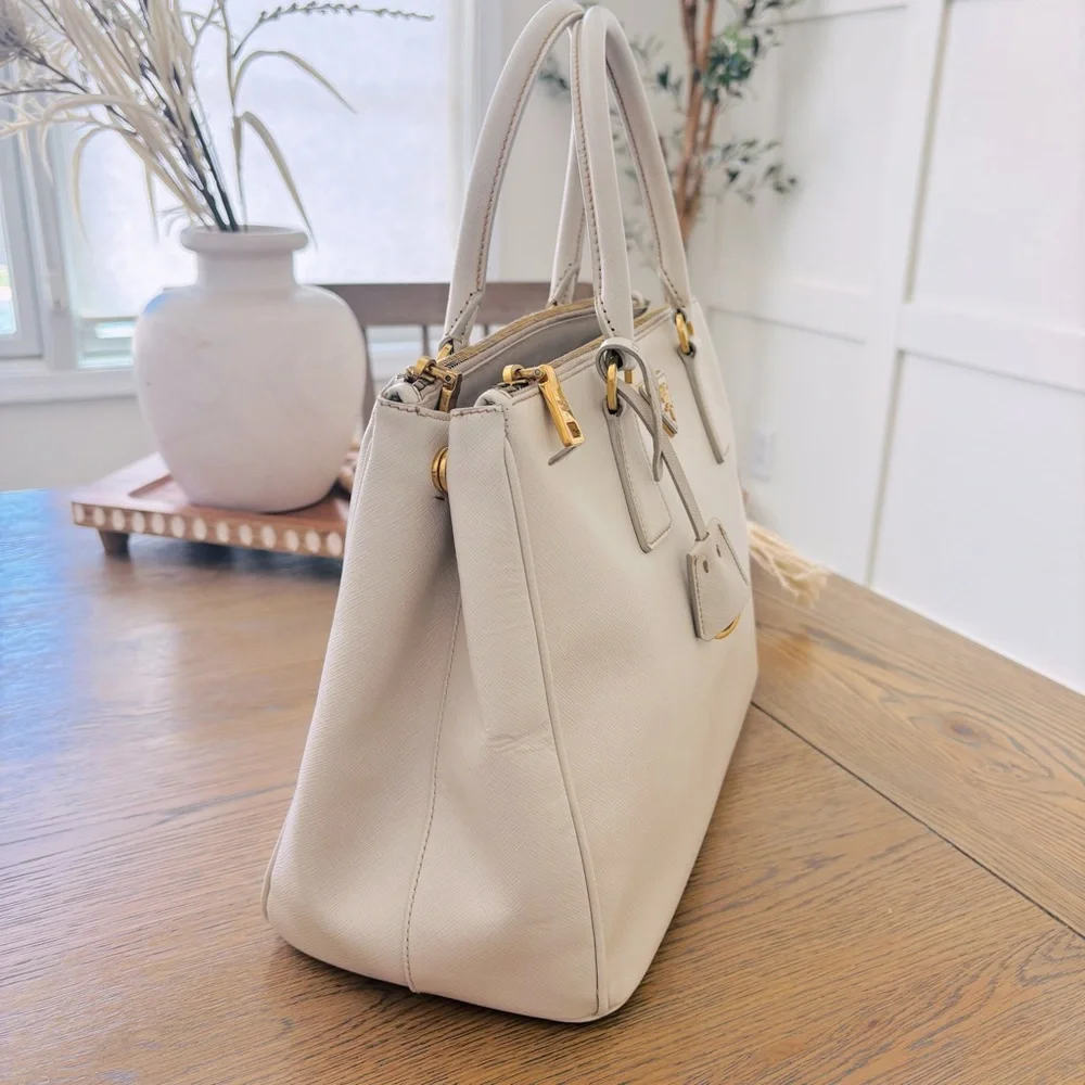 Prada Saffiano Large Galleria Double Zip Tote Talco White Gold Accents with COA‎